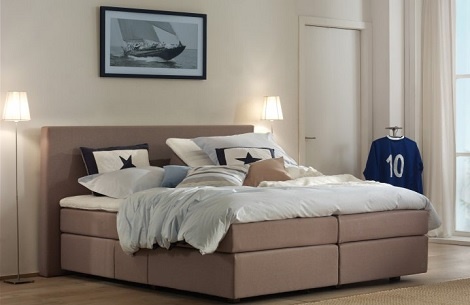 Eastborn boxspring nummer 10 elektrisch verstelbaar,rug-,voetmotor,kleur beigegoed getest